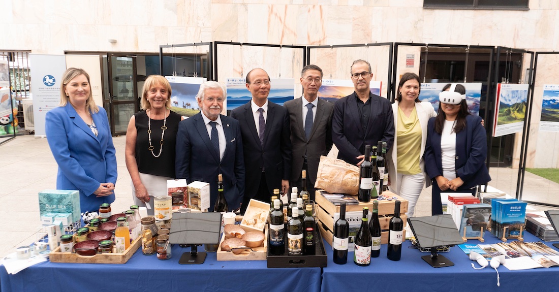 A Deputación promociona a provincia de Ourense no Centro Cultural de China en Madrid