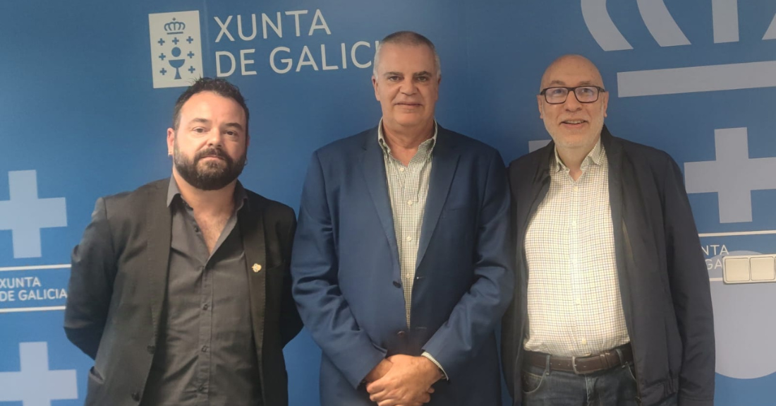 O alcalde de Barbadás, Xosé Carlos Valcárcel, o concelleiro de Emerxencias, Dani Rey, e o director xeral de Emerxencias e Interior da Xunta de Galicia, Santiago Villanueva