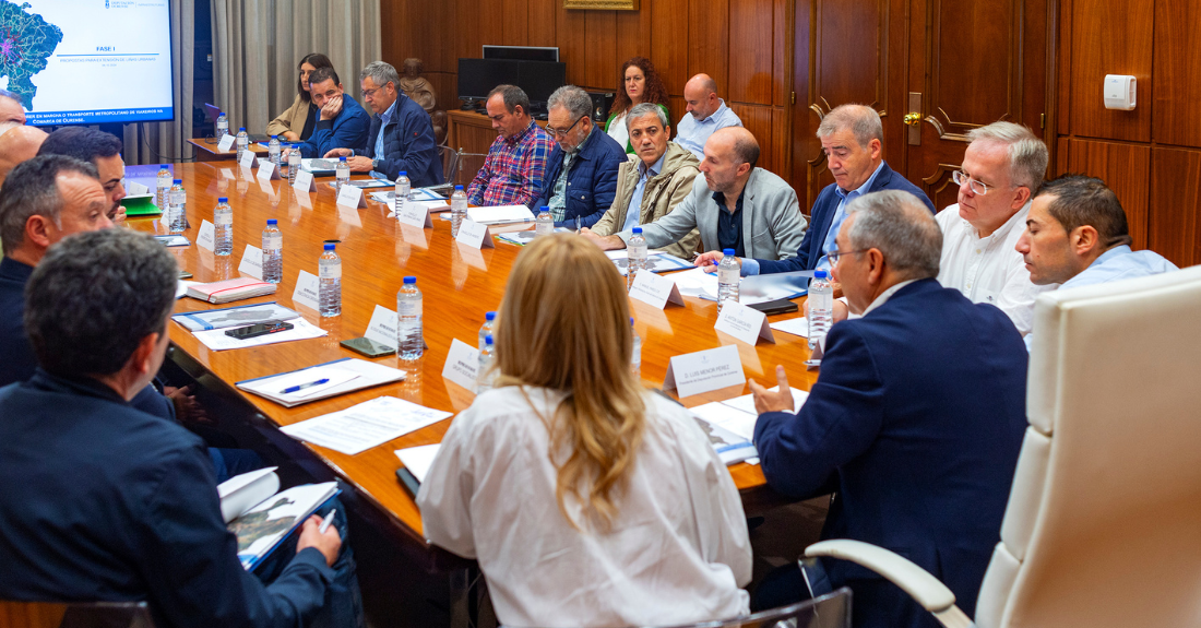 Reunión do comité político-técnico para desbloquear a situación do transporte metropolitano en Ourense