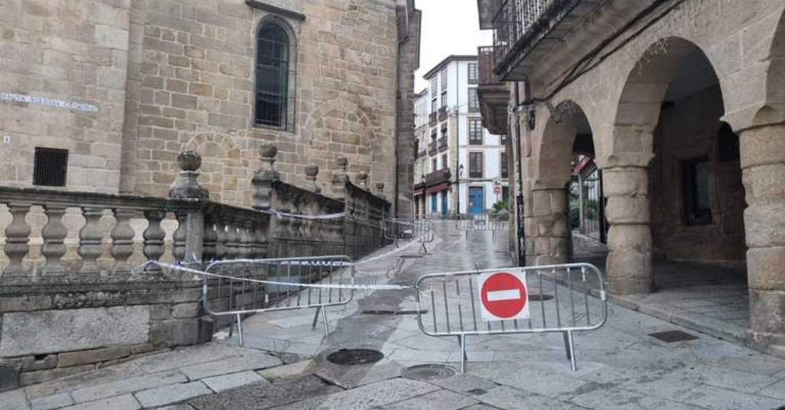 rúa-cardenal-cisneros-catedral-ourense