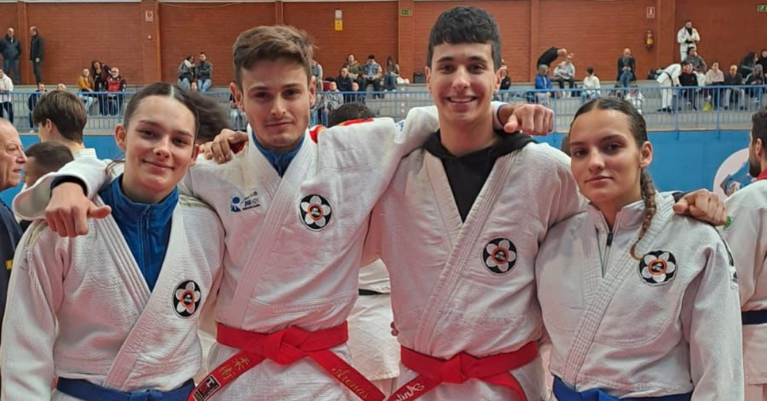 Leire Carrera, Guillermo Arenas, Rodrigo Álvarez y Carolina Araújo