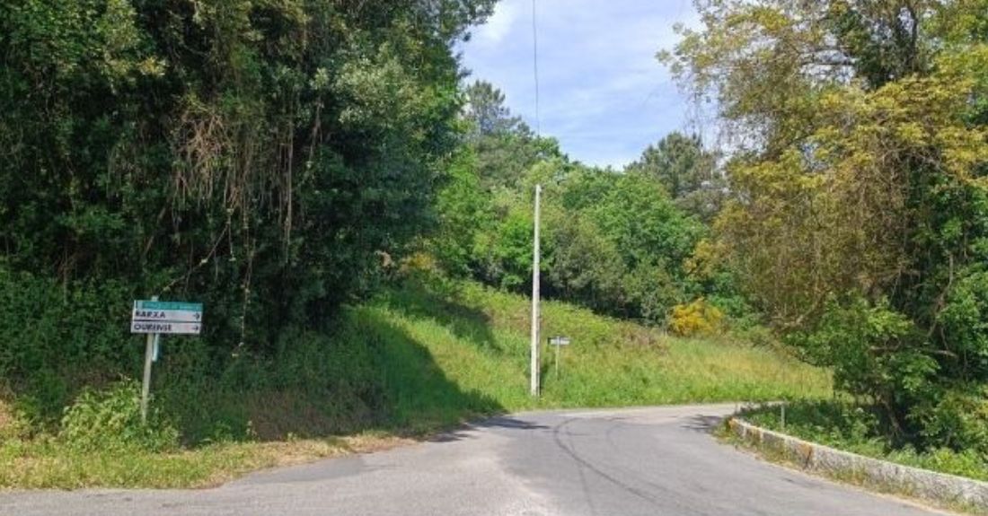 curva-da-igrexa-de-piñor-barbadas