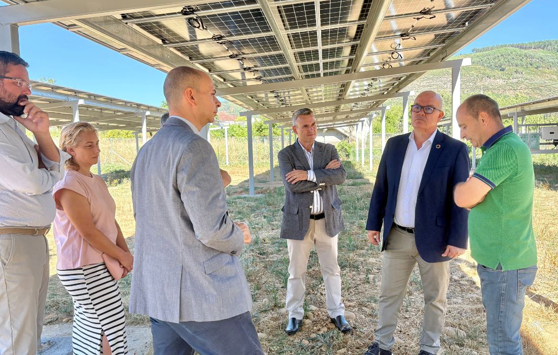 eladio-santos-visita-comunidade-enerxetica-toen