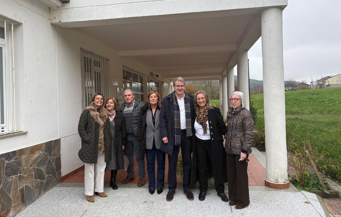 manuel-pardo-visita-avv-quince-de-agosto