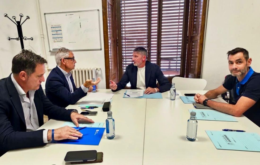 reunion-concello-ourense-secretaria-xeral-para-o-deporte