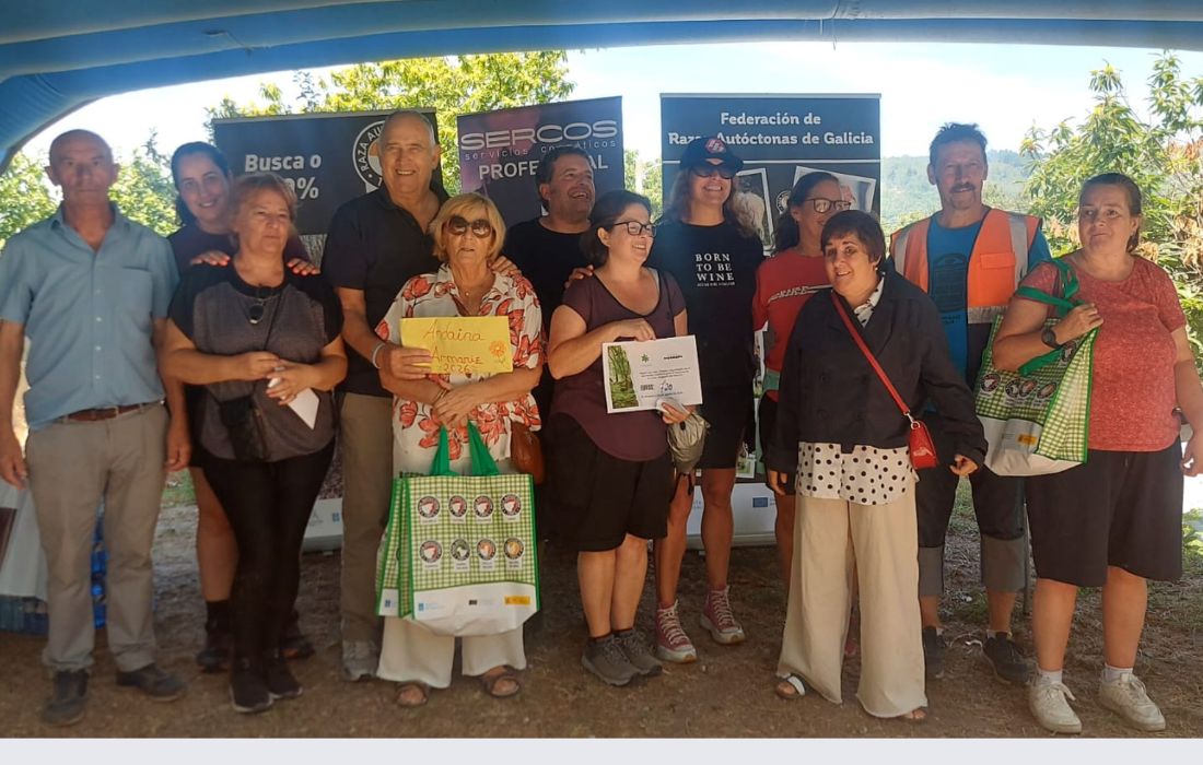 entrega-cheque-andaina-armariz