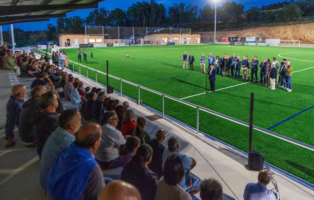 Inauguración campo de fútbol de Toén