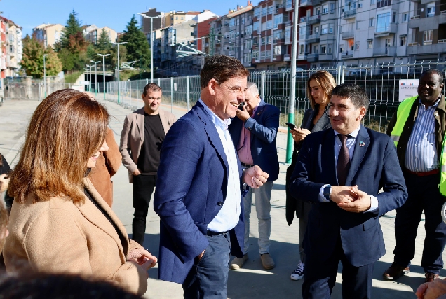 José Ramón Gómez Besteiro visita as obras de remodelación da estación de San Francisco